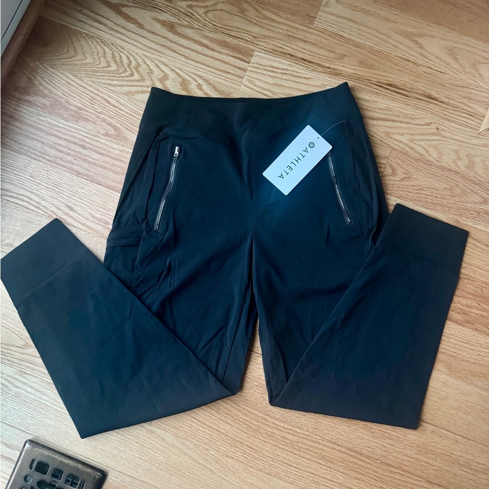 NWT Athleta Trekkie North Jogger Pants Black Size 4 Petite Hiking Travel - Picture 2 of 6